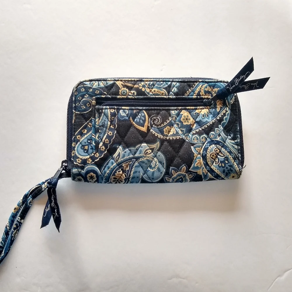 Vera Bradley Wristlet/Wallet